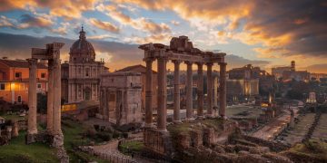 The Factors that Contributed to the Roman Empire Dissolution.